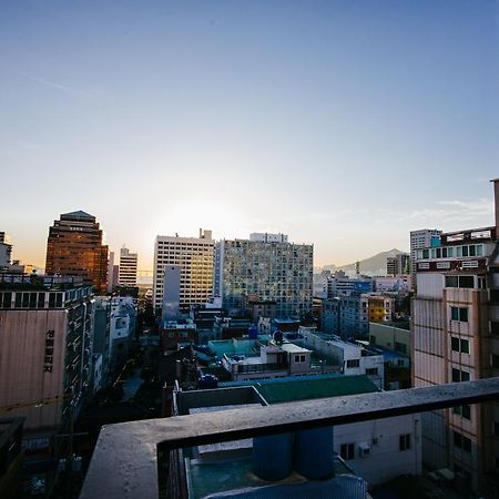 Morning Dew Guesthouse Ciudad Metropolitana de Ciudad Metropolitana de Busan Exterior foto